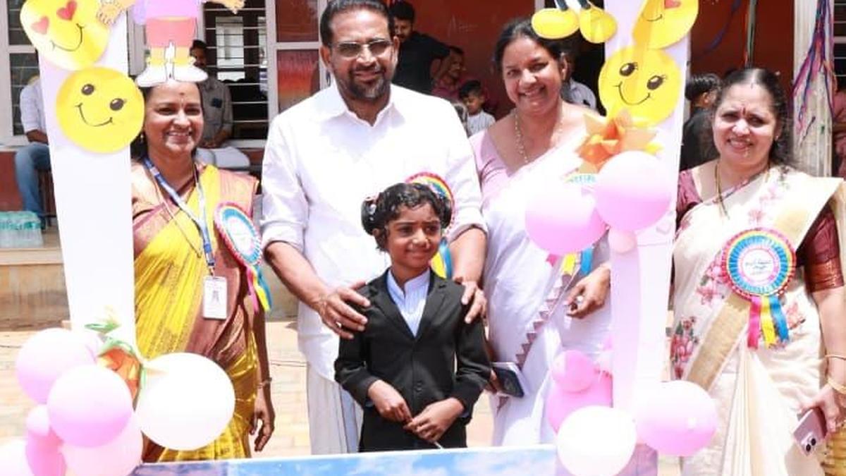 Pravesanotsavam in Idukki held at State govt.-run English-medium school