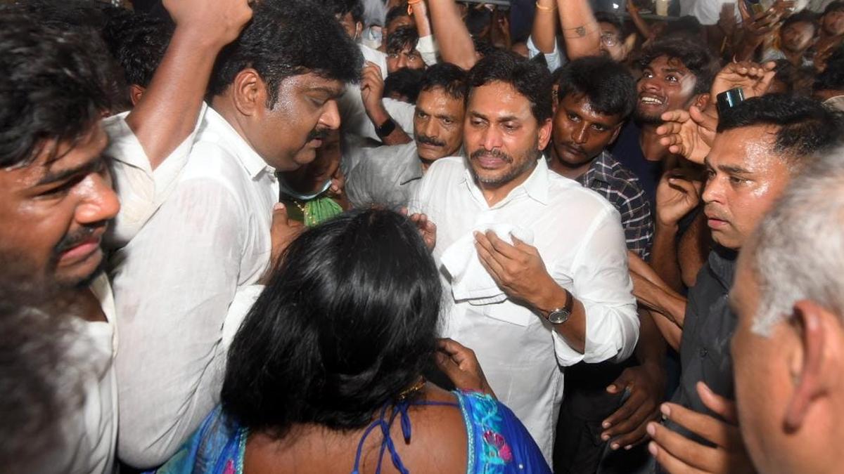 With no buyers and MSP, farmers in Andhra Pradesh are in distress, says YSRCP chief Jagan Mohan Reddy