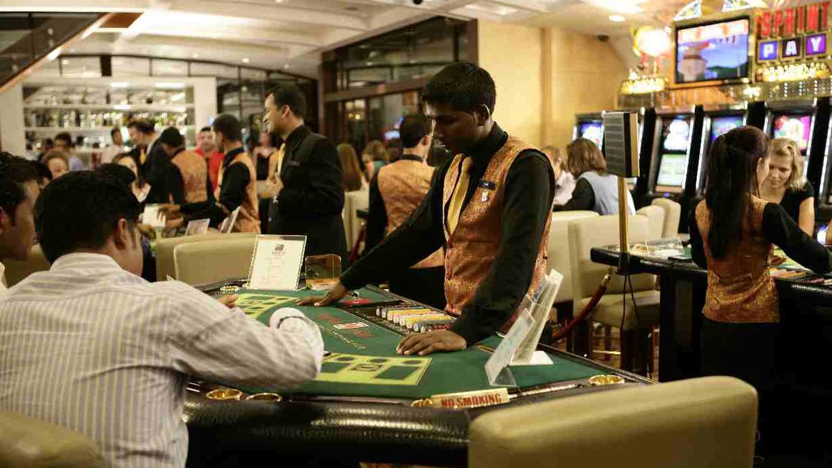 Maharashtra government scraps Casino Act 1976