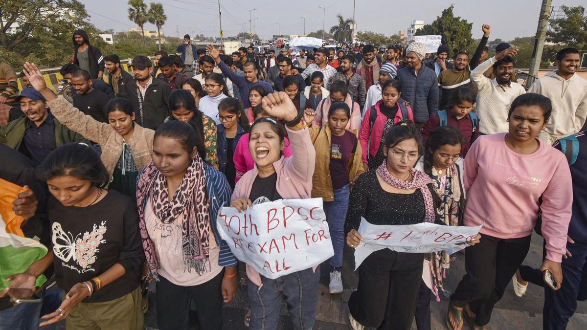 Patna administration offers to facilitate protestors' meeting with BPSC