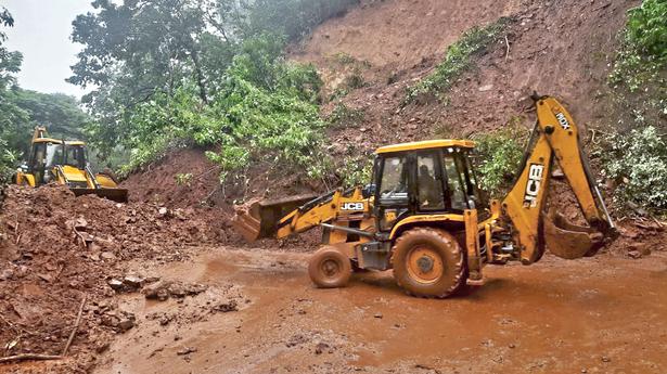 Agumbe Ghat cleared of landslide debris