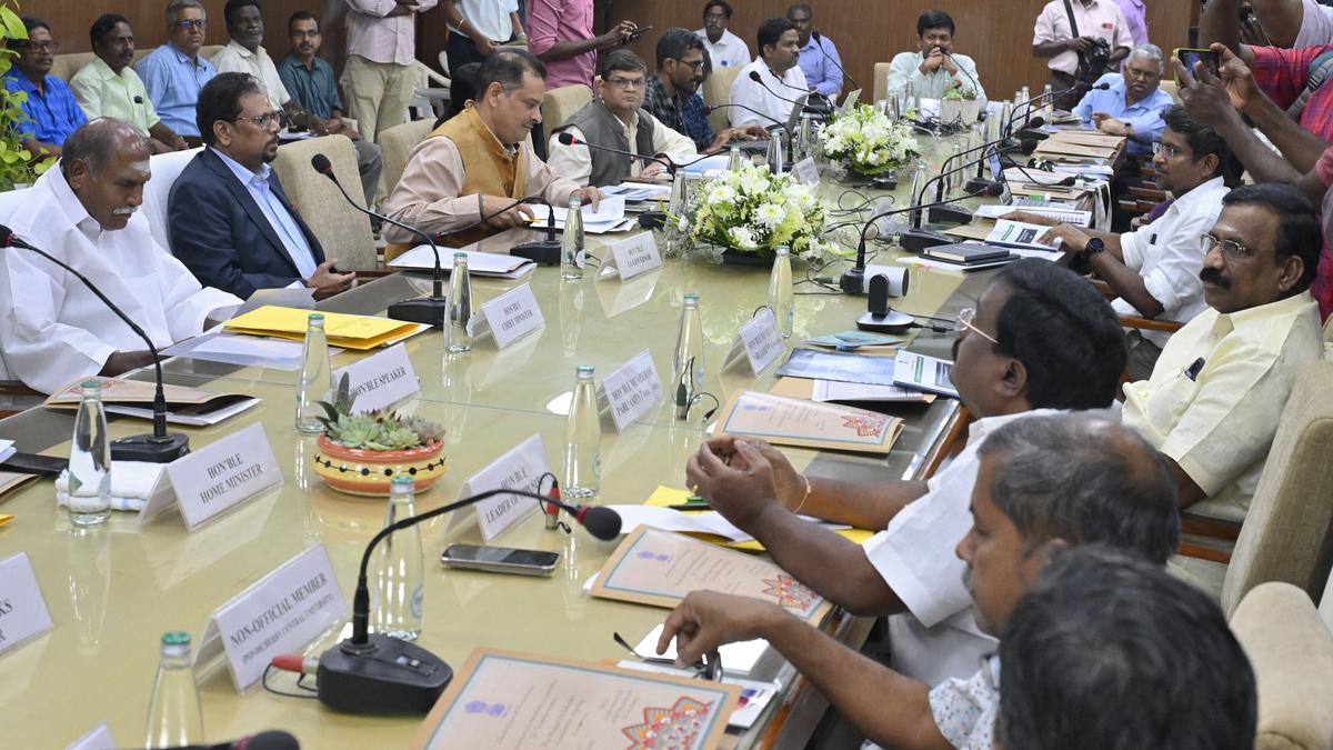 Puducherry L-G holds pre-budget meeting with CM, officials