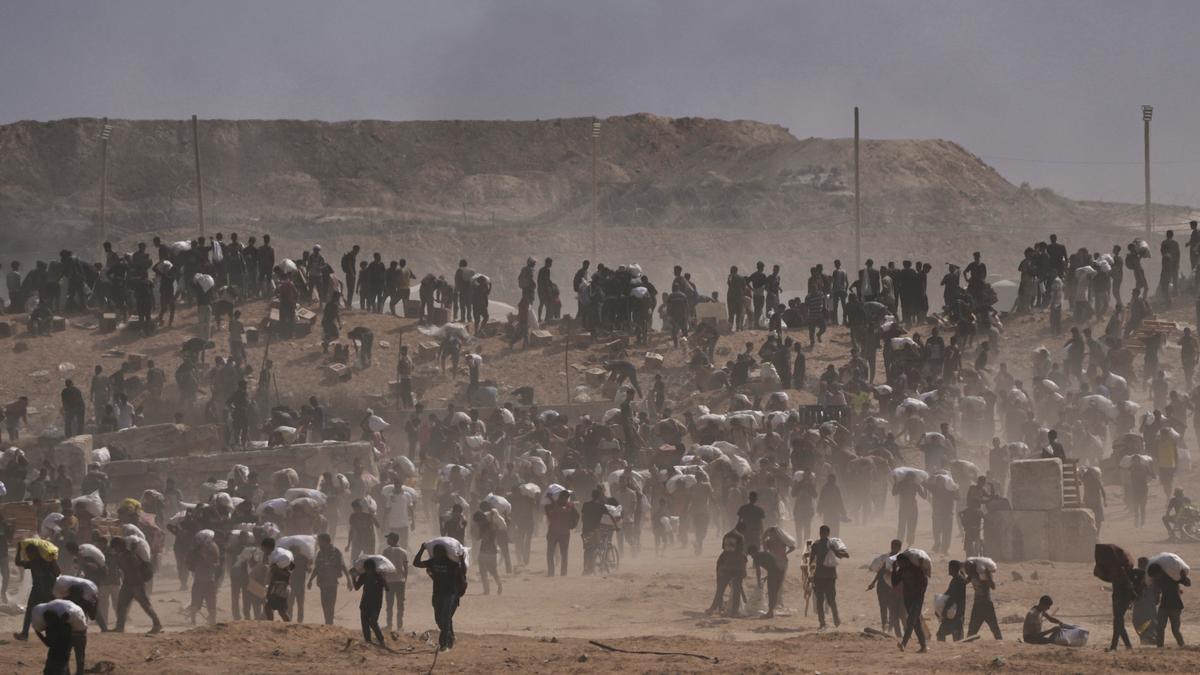 Israeli ex-security chiefs urge Trump to help end Gaza war