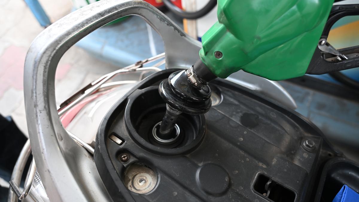Diesel demand growth falls to lowest since COVID-19 pandemic
