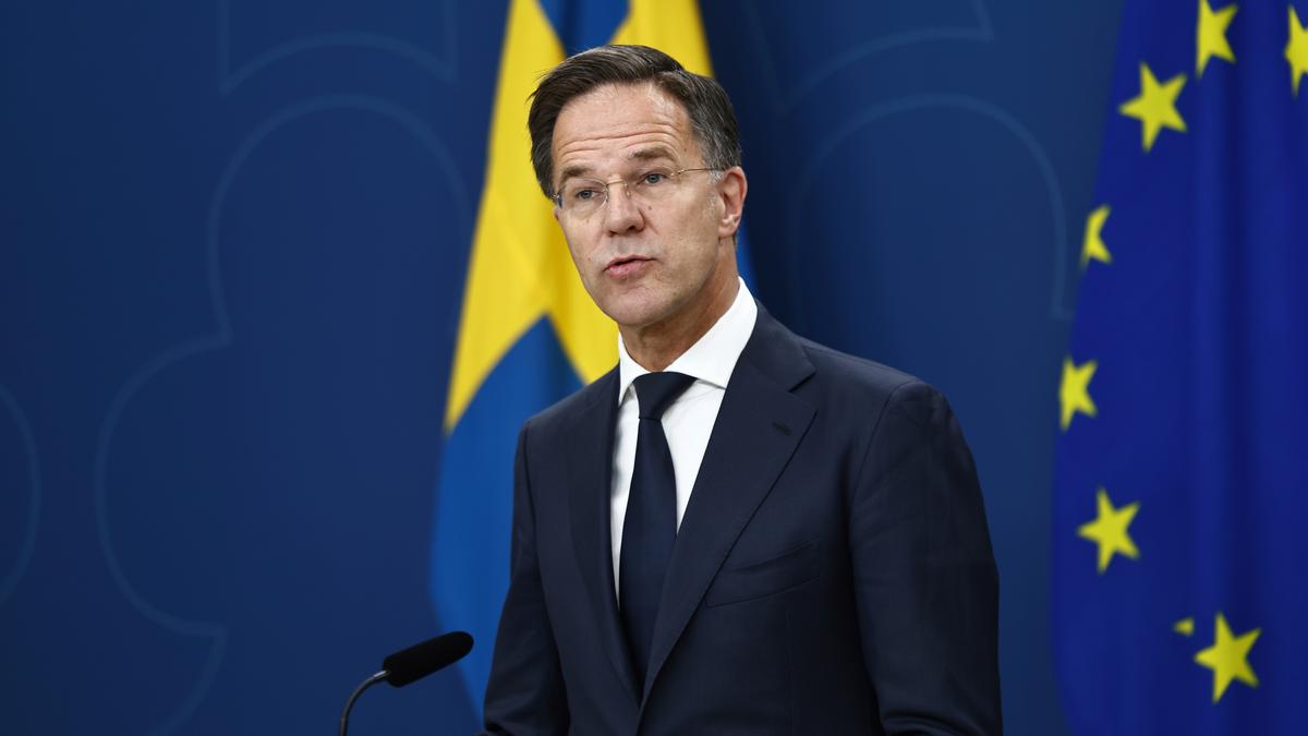 https://th-i.thgim.com/public/incoming/z56mxa/article69690436.ece/alternates/LANDSCAPE_1200/Sweden_NATO_90104.jpg