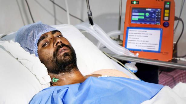 पाकिस्तान विदेश कार्यालय ने जम्मू-कश्मीर के अस्पताल में आतंकवादी की मौत पर भारतीय राजनयिक को तलब किया