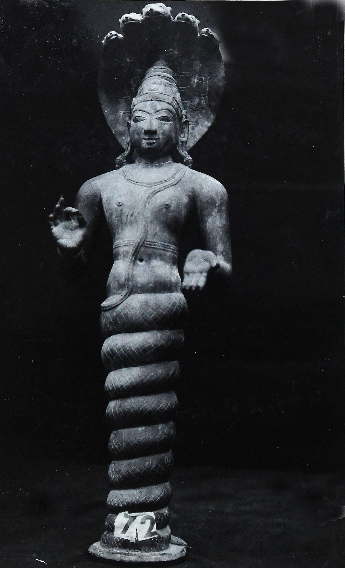 A bronze idol of Patanjali from the 12th century AD found at Chidambaram Thillai Nataraja temple in 1976.