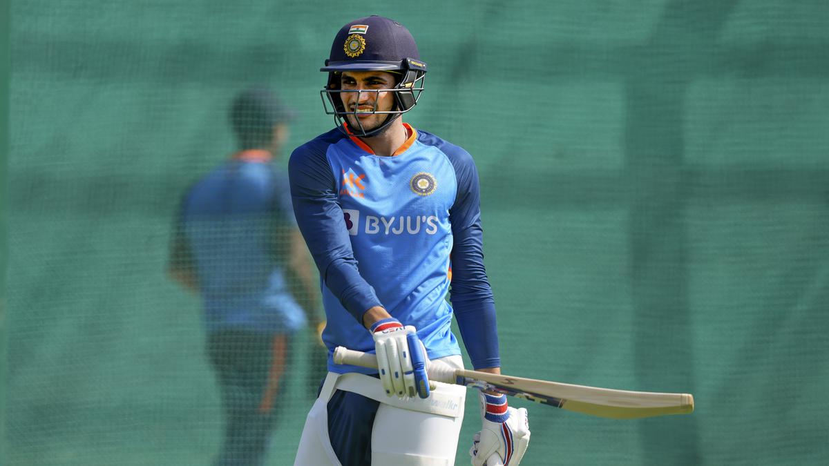 India vs Australia, 3rd Test | Ravi Shastri bats for Shubhman Gill in playing XI