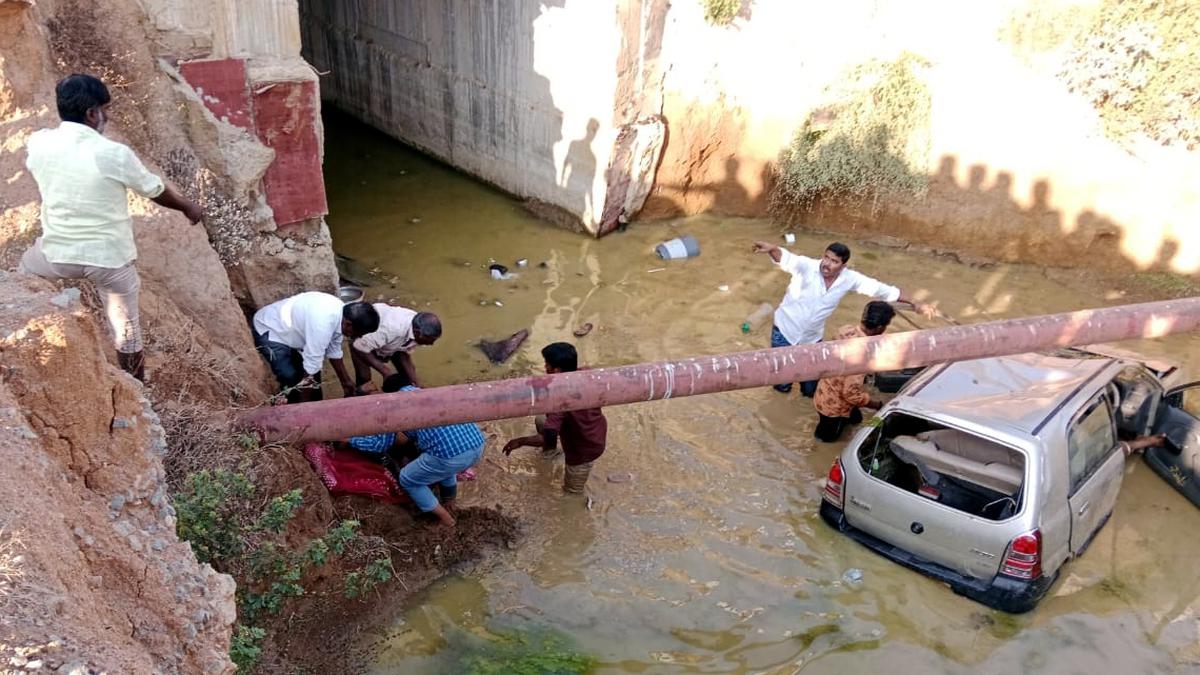 Five persons killed as car falls in canal