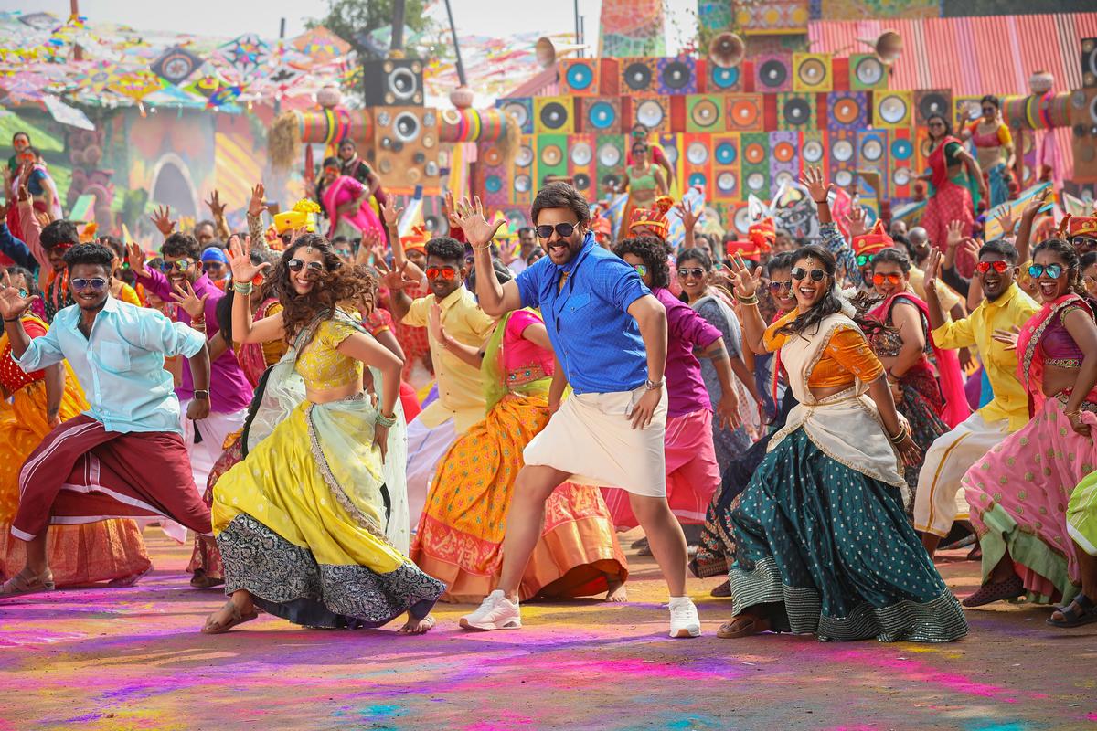 Meenakshi Chaudhary, Venkatesh and Aishwarya Rajesh 