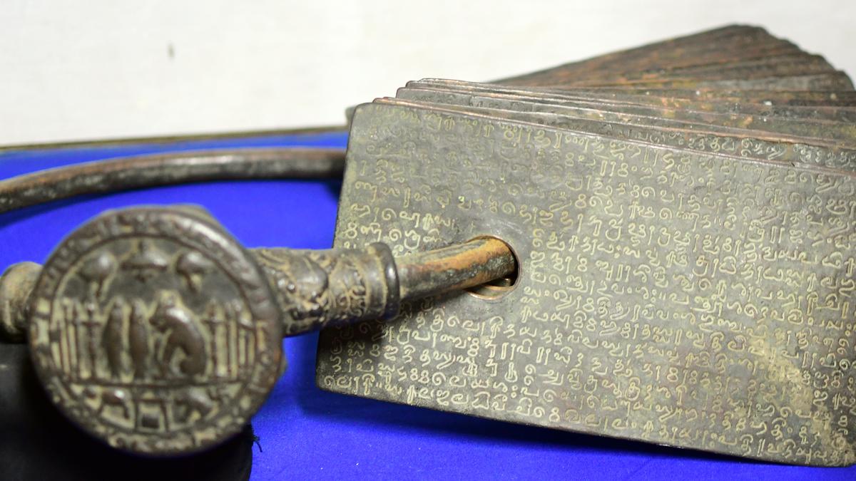Tracing the naval prowess of Rajendra  Chola I — from Eelamandalam to  Kadaram