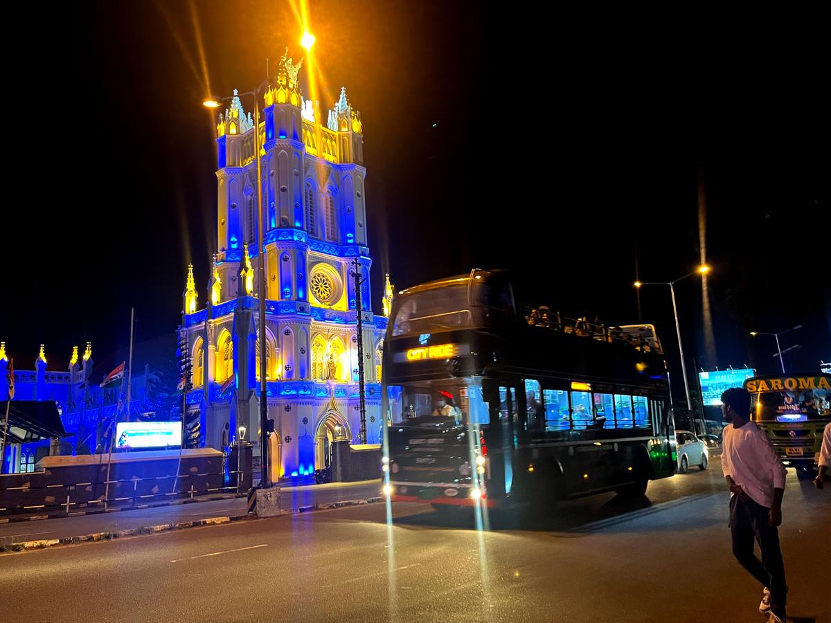 KSRTC ஸ்விஃப்ட்டின் நகர சவாரி - திருவனந்தபுரம் நகரத்தின் வழியாக பயணிகளை பார்வைக்கு அழைத்துச் செல்லும் நகரகழ்ச்சல்