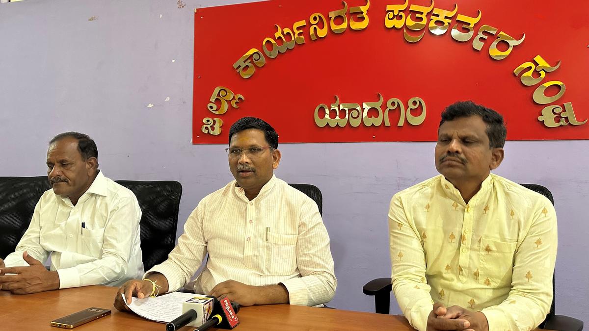 MLA has neglected irrigation projects, alleges Cong. leader