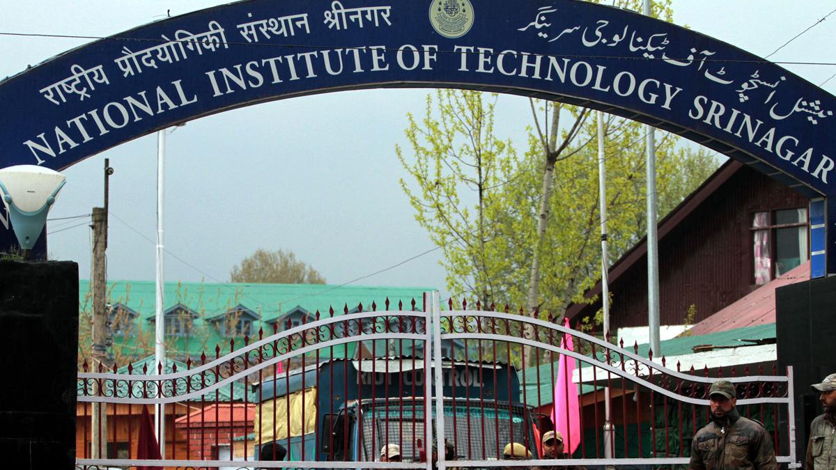Campus protests force NIT Srinagar to declare vacations; J&K DGP appeals for maintaining communal harmony
