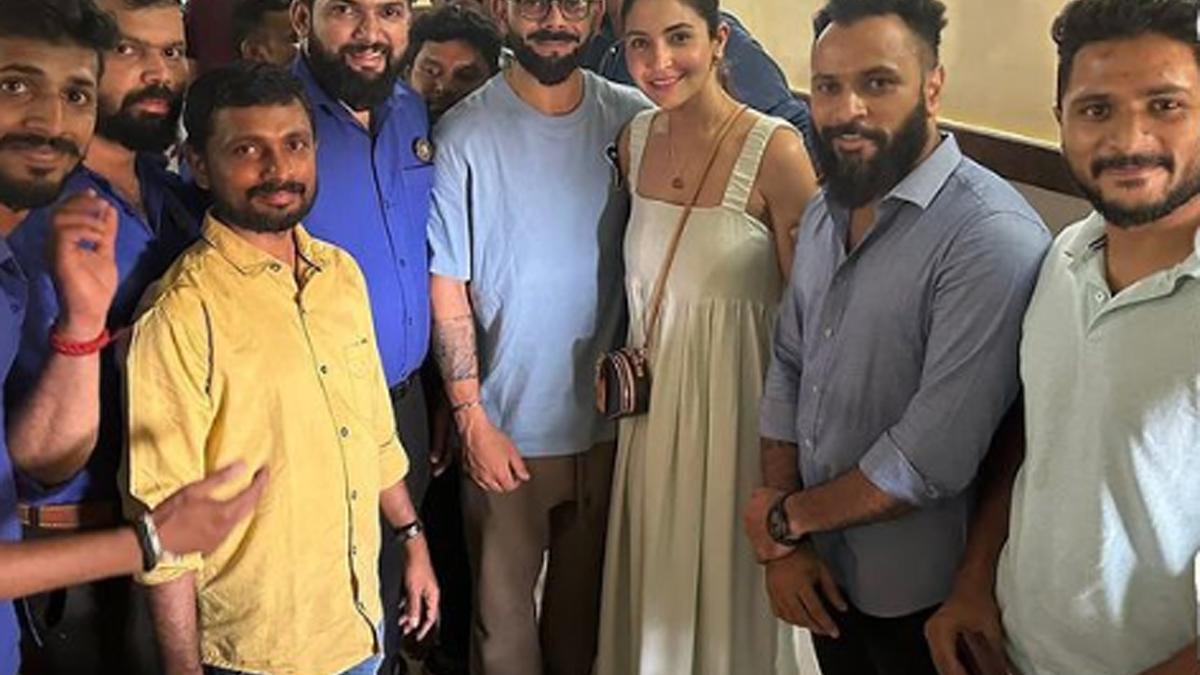 Virat Kohli and Anushka Sharma visit Central Tiffin Room in Malleswaram