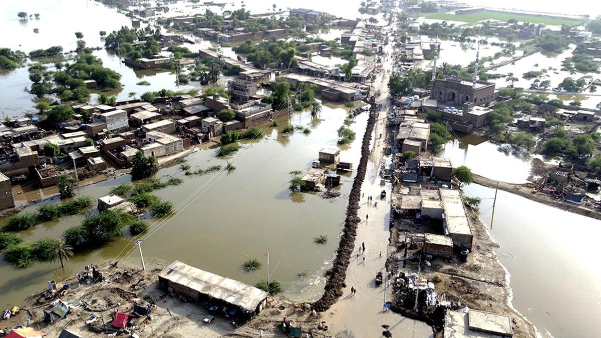 U.N. gathering seeks aid for Pakistan after devastating floods