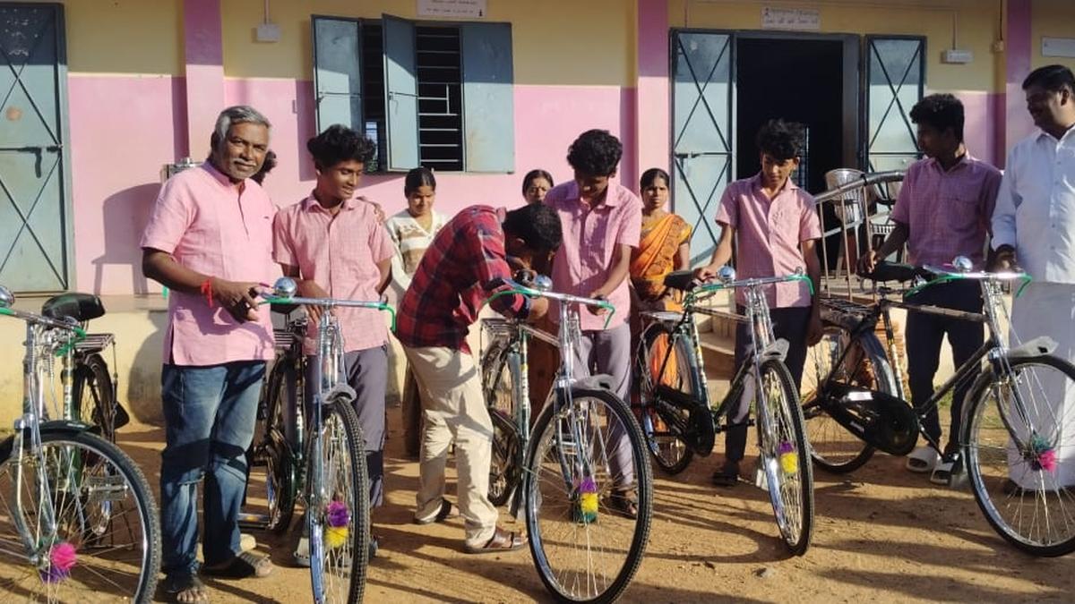 Bicycles given to school students in Talavadi Hills