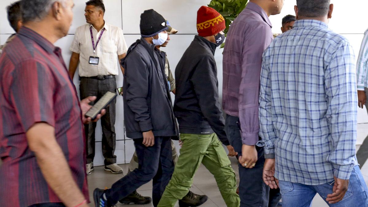 U.S. deportees: Two flights with 33 Indians land at Ahmedabad airport from Amritsar