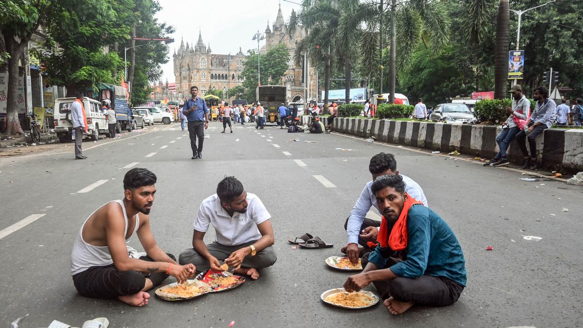 Maratha reservation protest: Bombay HC directs State to restrict protestors’ entry into city