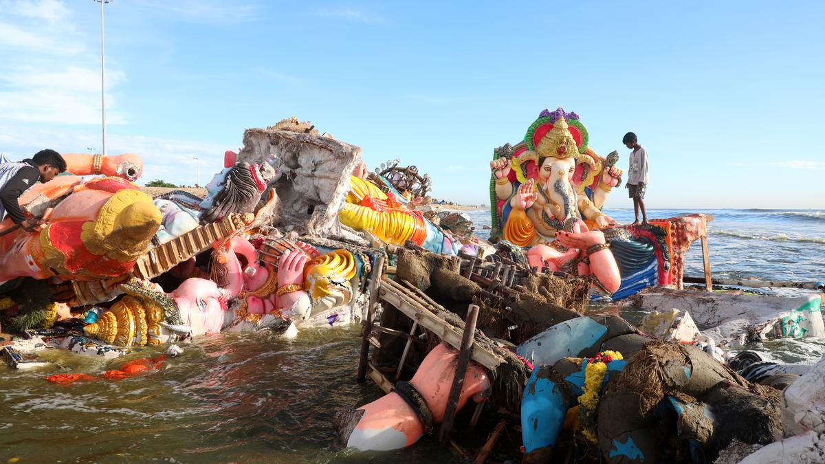 Several idols made of plaster of Paris immersed in waterbodies despite directive
