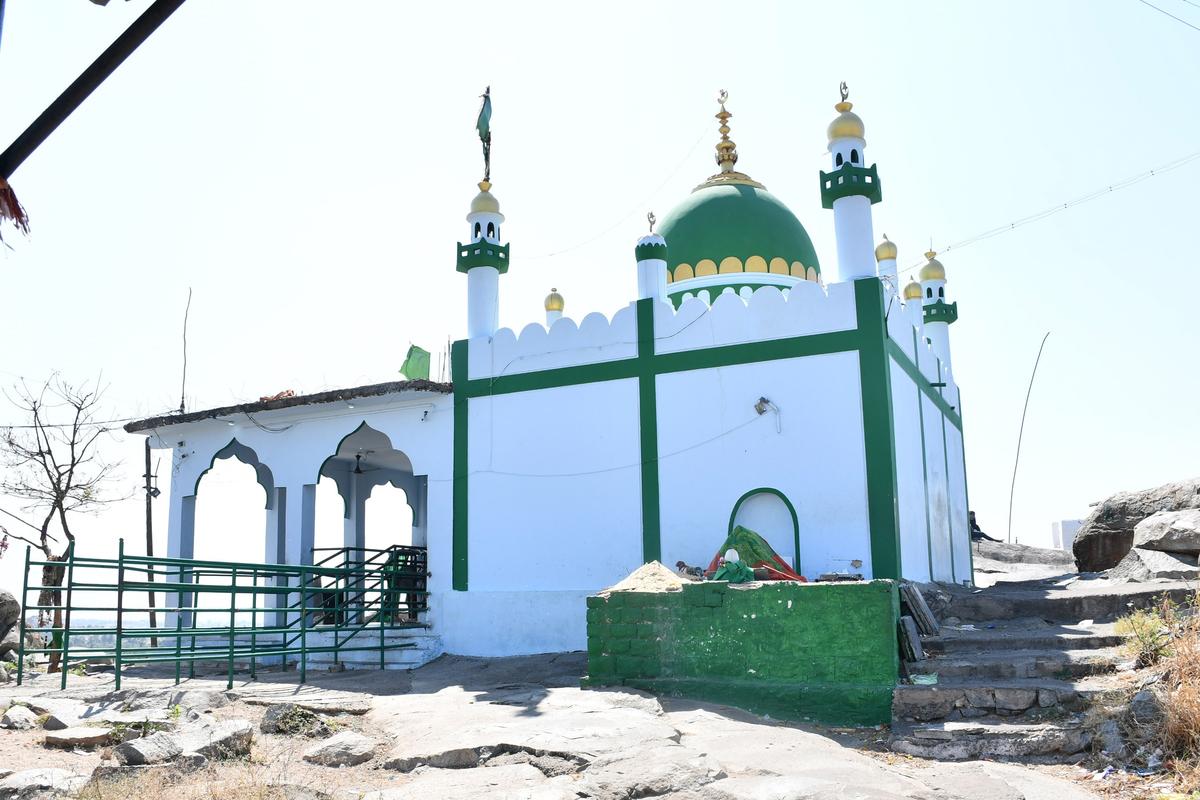 Hazrat Dawal Malik Dargah located atop a hill just a kilometre away from Mulagund town in Gadag district. 