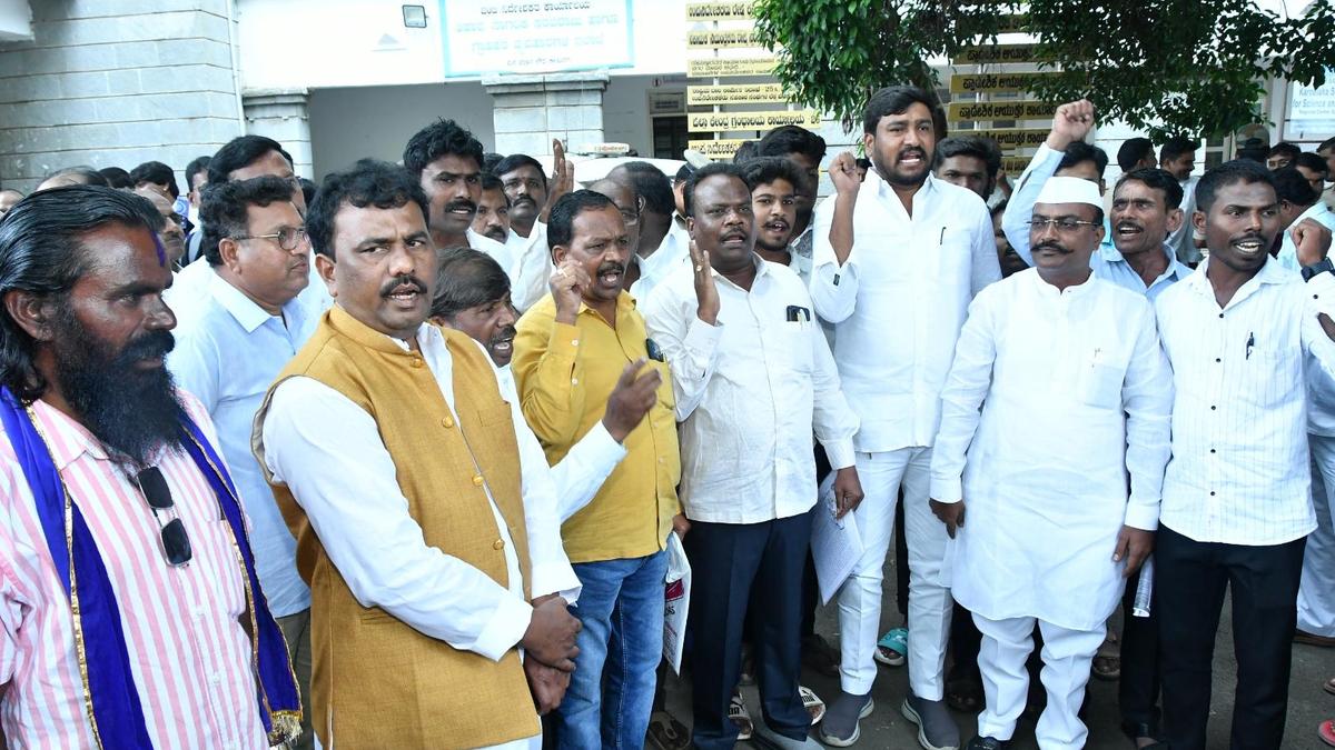 Chittapur RSS route march: Peace meeting ends in acrimony, stalemate