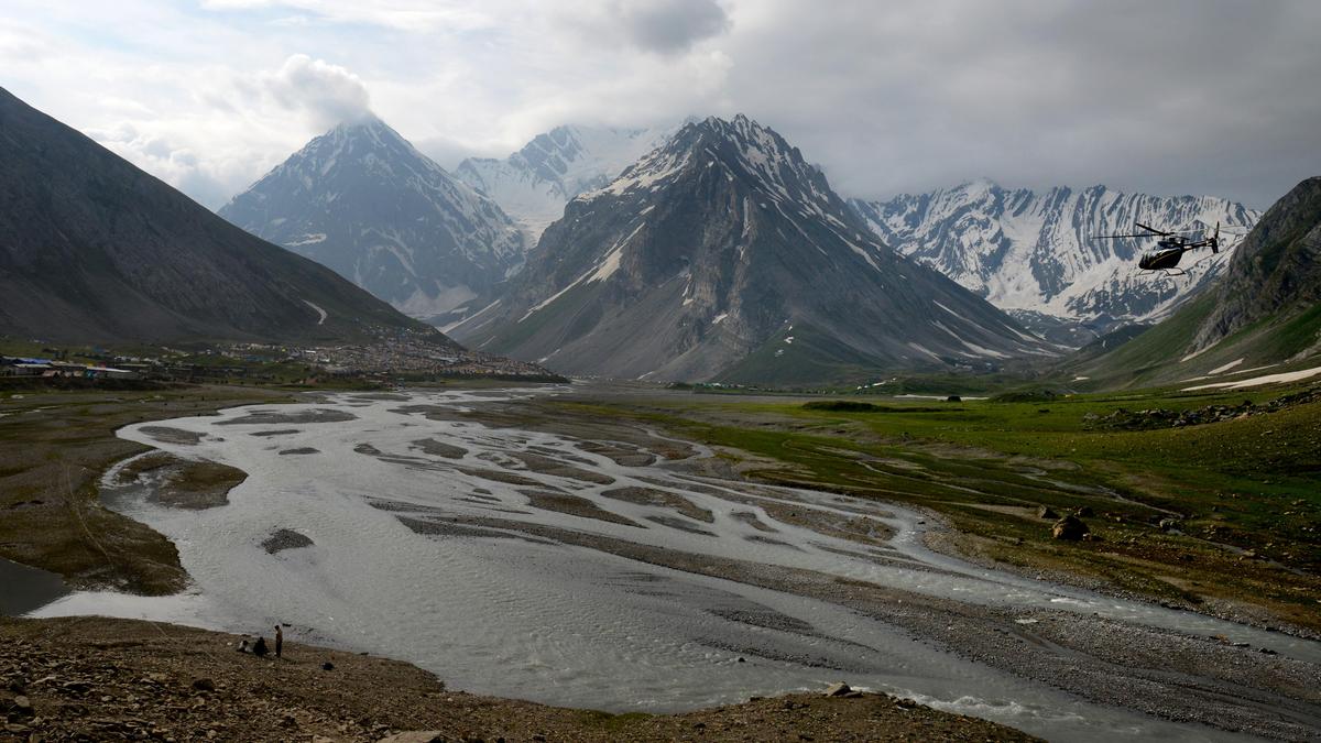 Study assesses risks from hanging glaciers in Central Himalaya