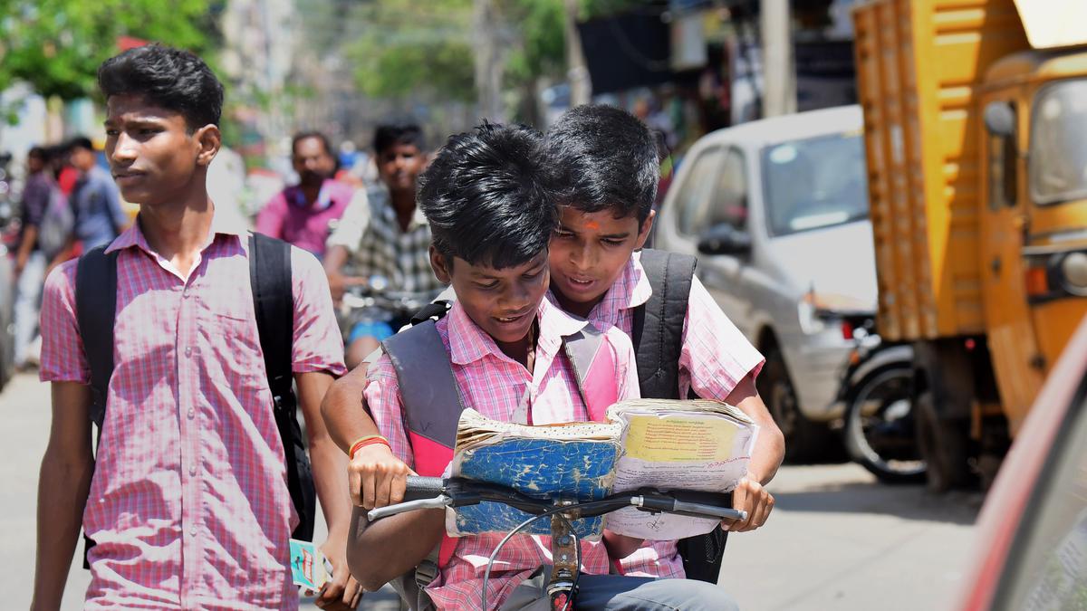 T.N. Budget 2024 | Boys who have studied in government schools to get ₹1,000 a month to pursue higher education