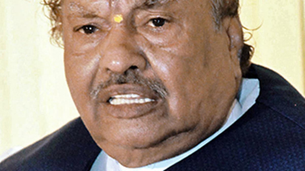 Karnataka: Eshwarappa skips Modi’s rally, spends day visiting mutts and temples