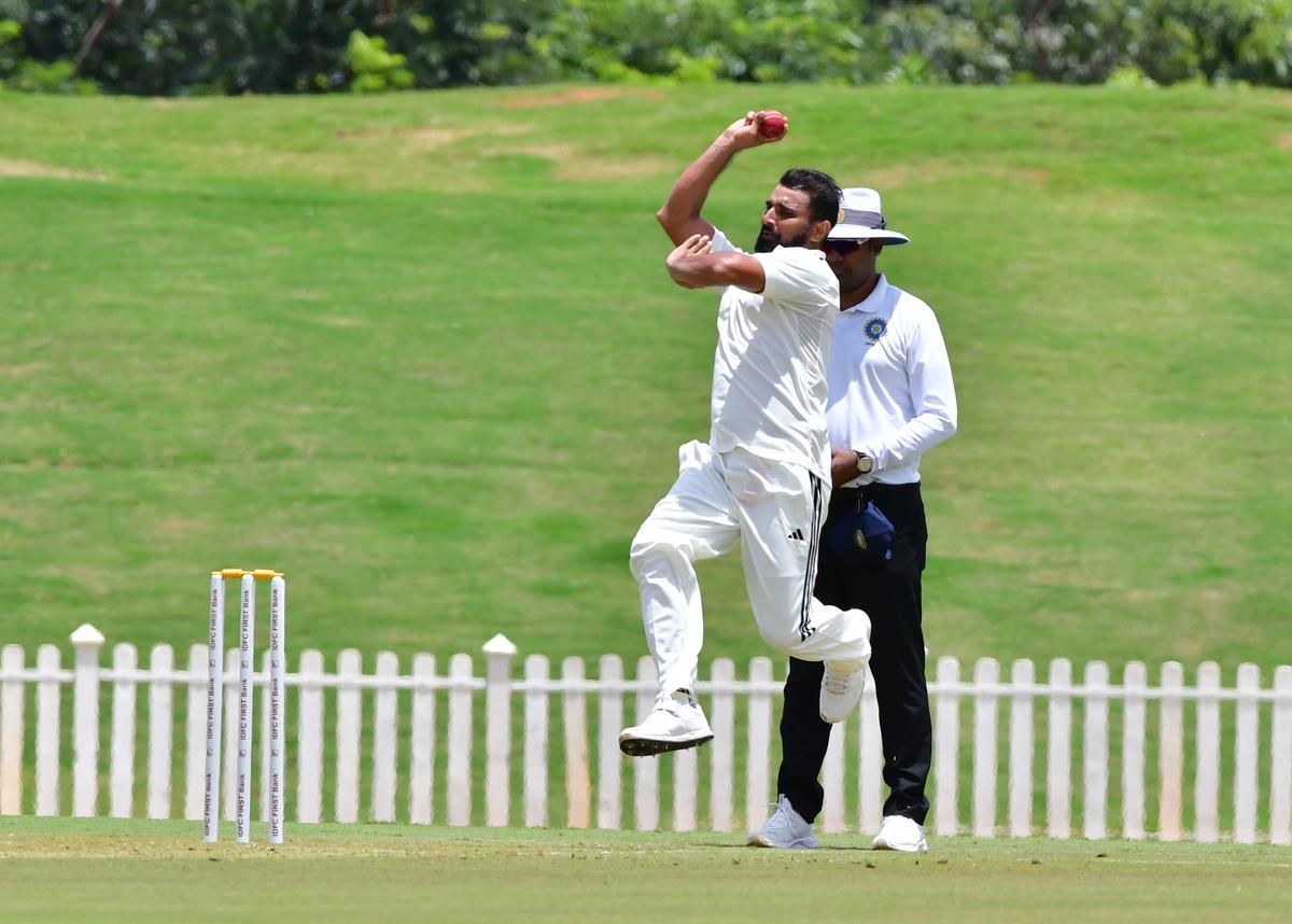 Mohammed Shami in action for East Zone in the Duleep Trophy match against North Zone.