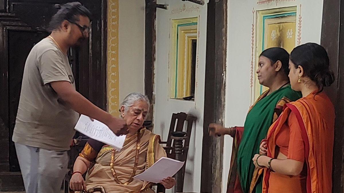 DD Chandana launches daily serial based on Kumvee’s acclaimed novel ‘Aramane’