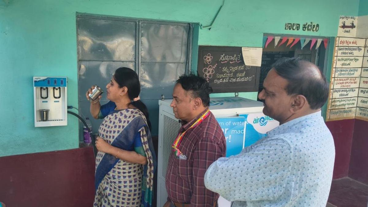DC reviews ‘air-to-water’ unit in Chamarajanagar school