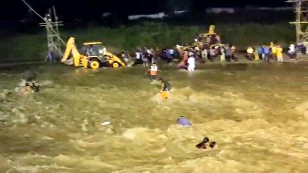 Flash flood deaths: TMC-BJP war of words over safety measures; PM, CM announce ex gratia