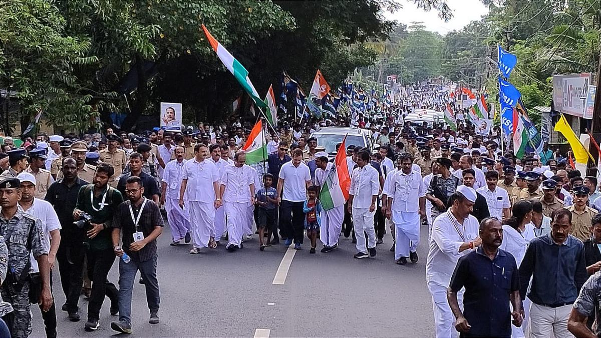 Rahul Gandhi’s Bharat Jodo Yatra gets off to a rousing start in Kerala