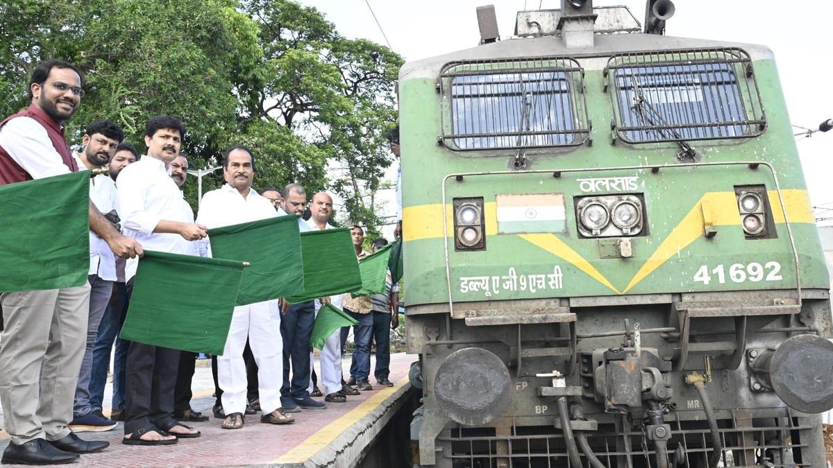 Tirupati-Raxaul Express launches weekly service