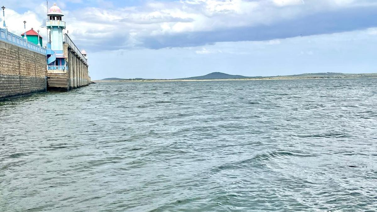 Flood alert issued ahead of discharge of surplus water from Bhavanisagar Dam in Erode