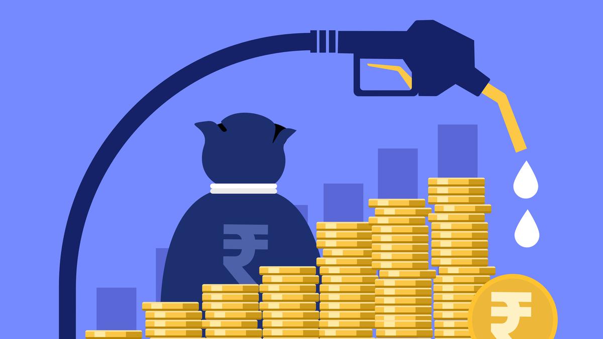 Explained | States vs Centre: Which govt. increased the fuel tax rate?