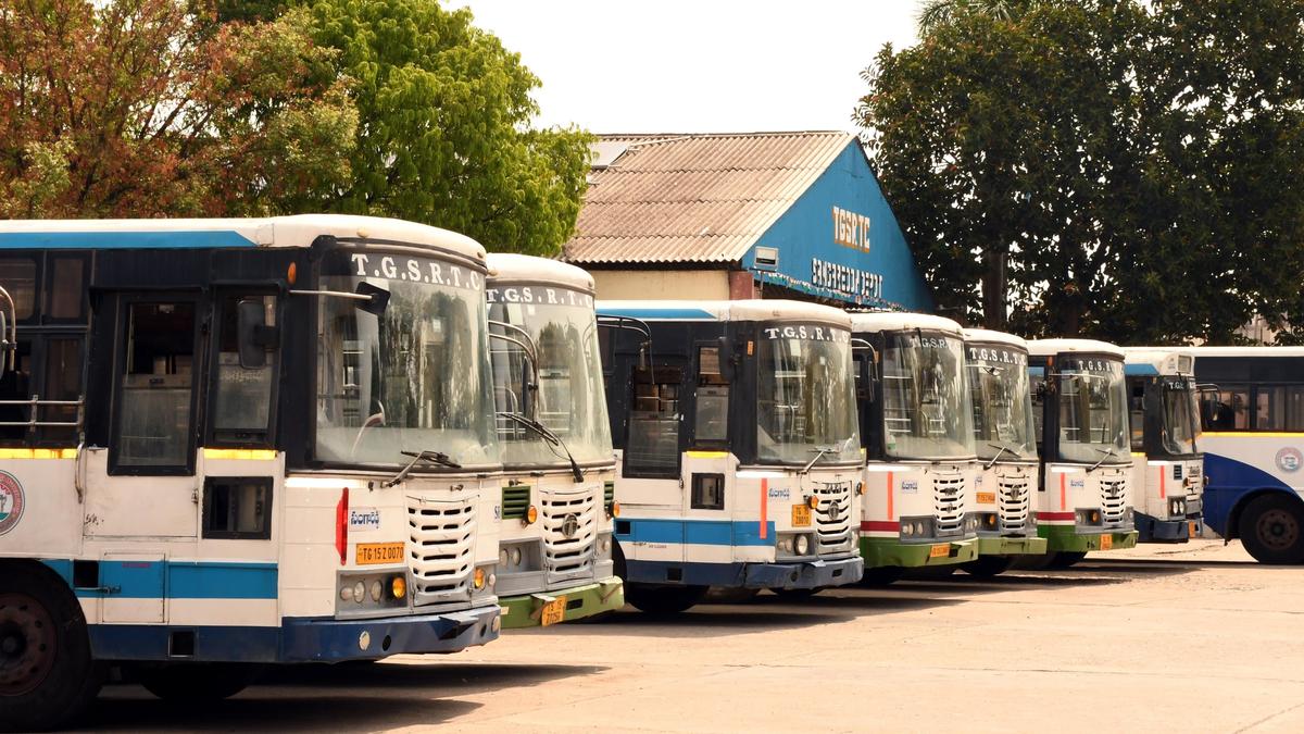 Telangana RTC strike: Recruitment of temporary drivers taken up; alternatives under consideration ahead of marriage season