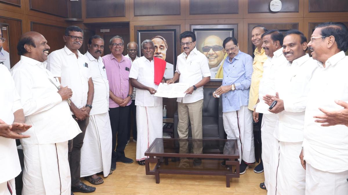 Tamil Nadu Assembly election: CPI-M accepts five-seat offer, signs pact with DMK