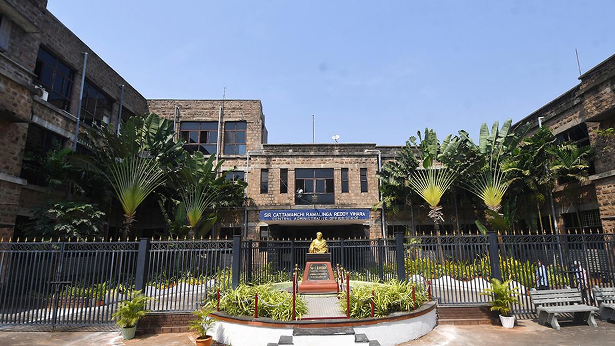 Andhra University in Visakhapatnam likely to get new Vice-Chancellor by mid-December