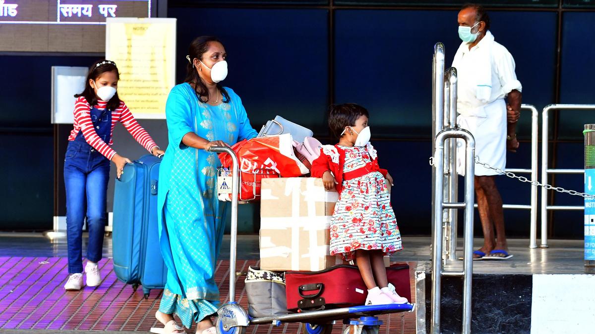Overseas travel spending by Indians falls to $1.09 billion in March