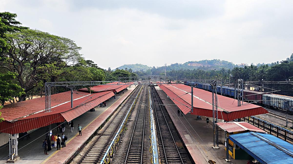 Protests in north Malabar over Railways’ decision to extend Kannur-bound trains towards Palakkad instead of Kasaragod