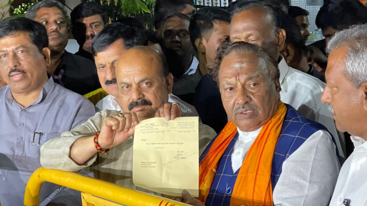 Eshwarappa quits as Karnataka Minister