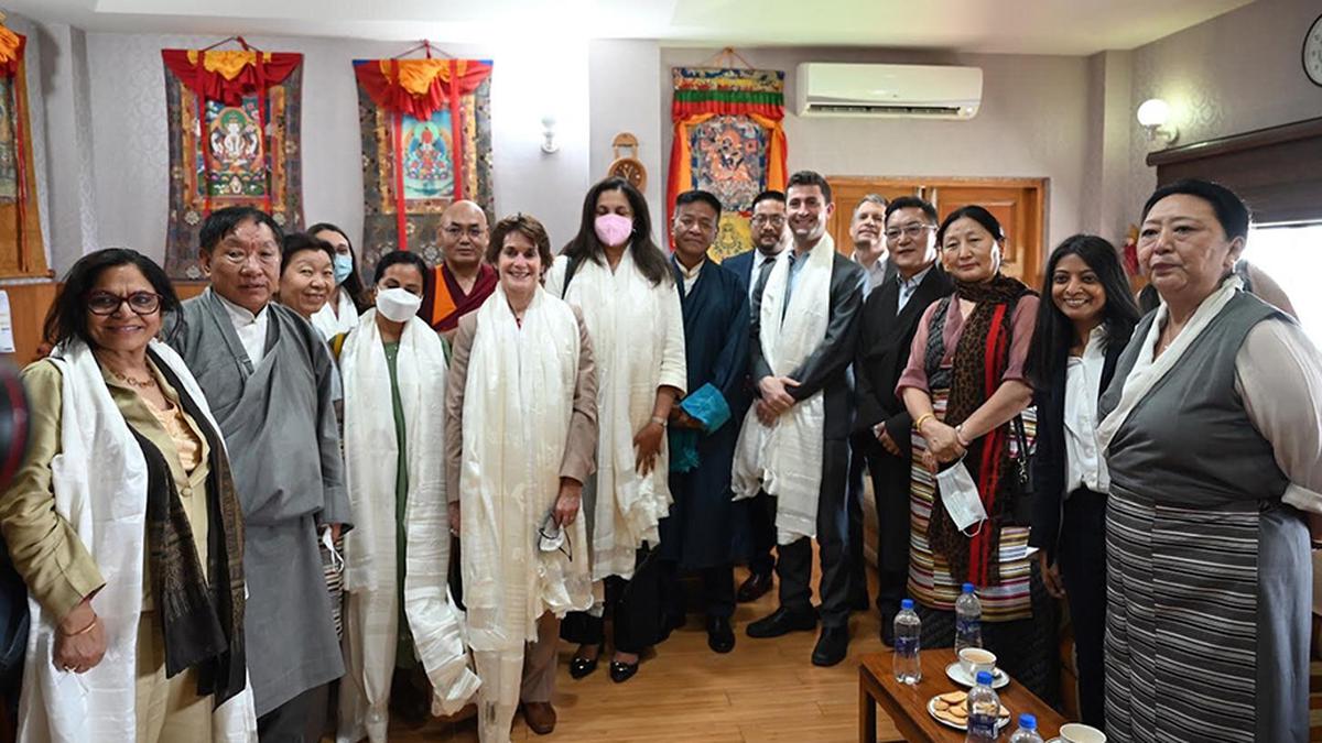 U.S. official meets Tibetan delegates in Dharamshala