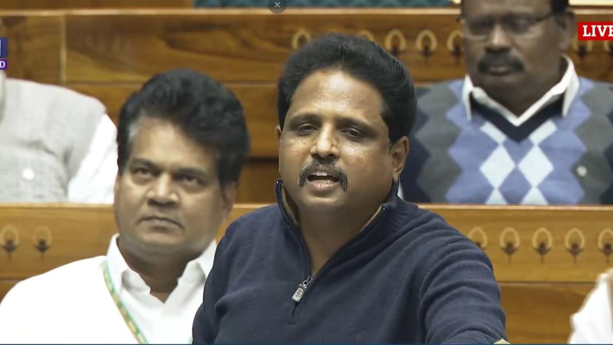 ‘Jai Hind’, ‘Inquilab Zindabad’ are equally important, says Su. Venkatesan