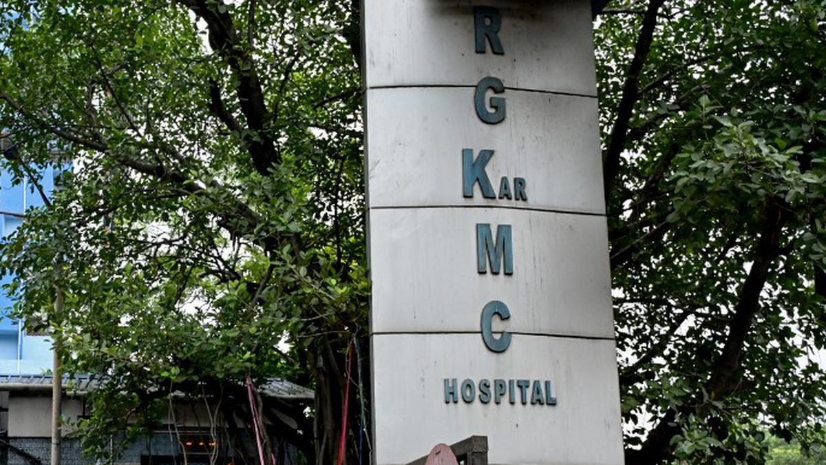 Calcutta High Court stays suspension of 51 R.G. Kar doctors