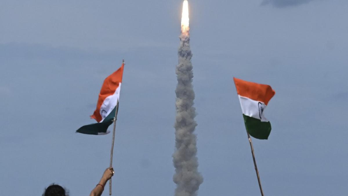 Chandrayaan-3 | ‘Over the moon’: praises pour in across party lines