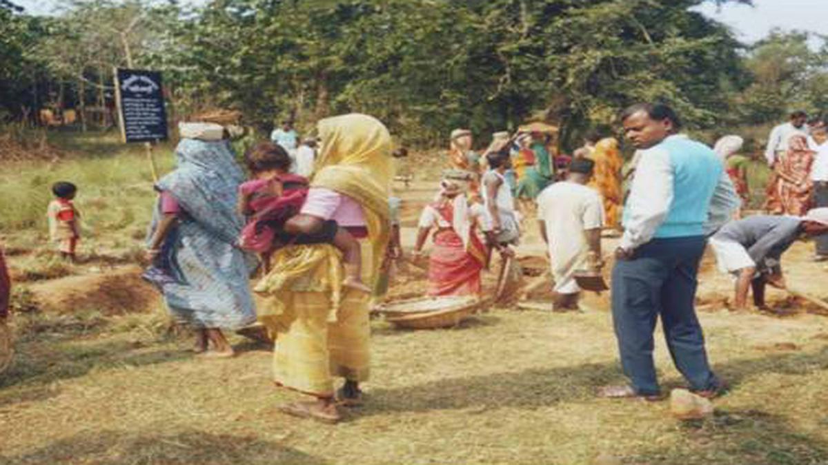 West Bengal spars with Centre over MGNREGA dues