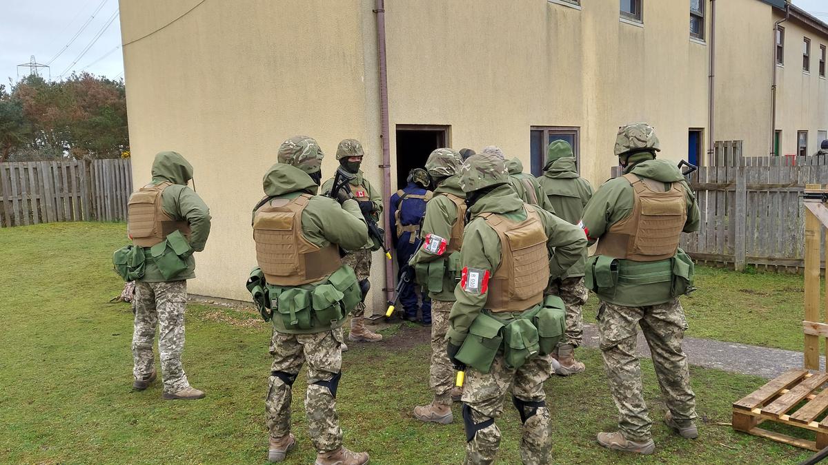 Britain, nine partners train Ukraine military recruits