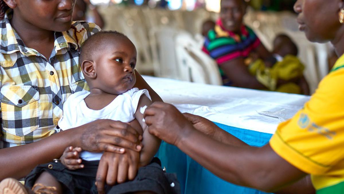 La vaccination contre le paludisme peut-elle être étendue ?  |  Expliqué